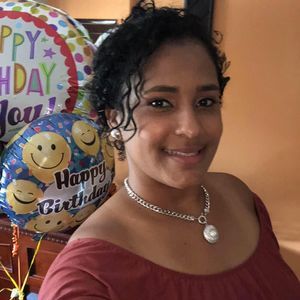 Meet your Posher, Ramona